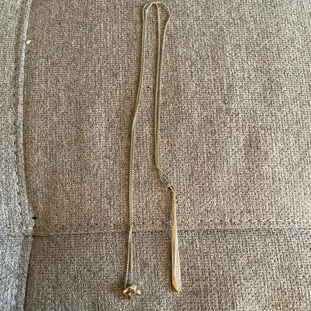 Kendra Scott Ro necklace in gold